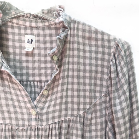 GAP Tops - peasant style top with ruffle trim @ neck, soft